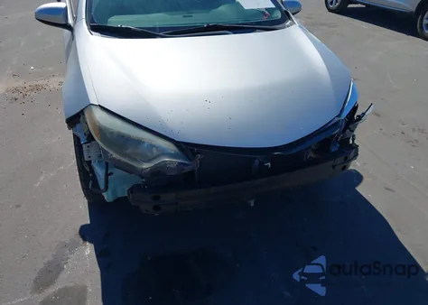 2015 Toyota Corolla Le z USA, uszkodzony, nr VIN 2T1BURHE1FC275294